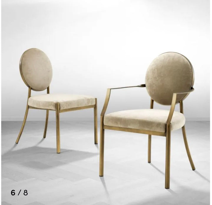 Scaun dining elegant catifea bej si alama Arm Eichholtz
