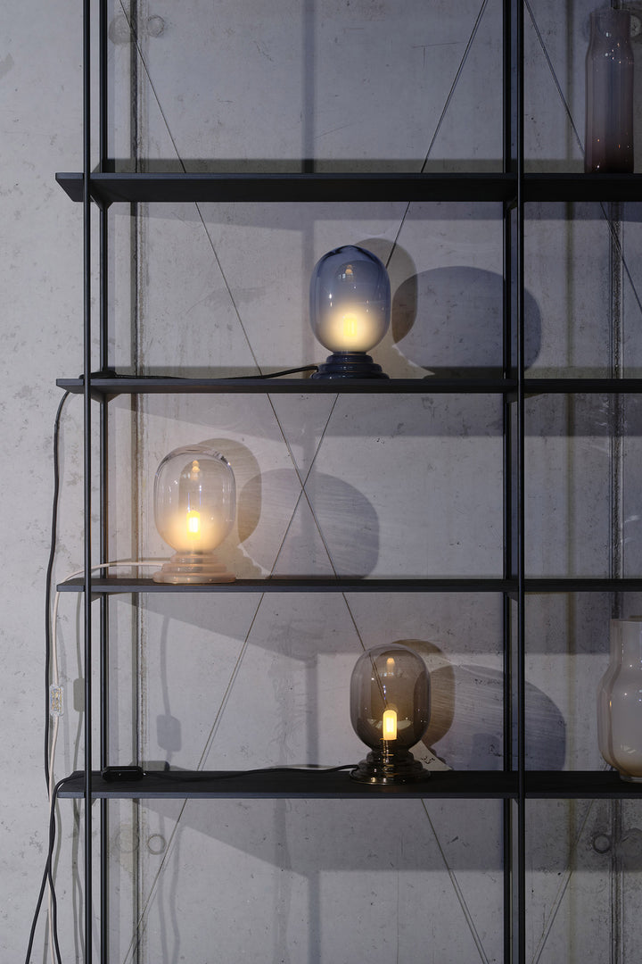 Lampa de masa din sticla cu stil minimalist Tropos by Dechem