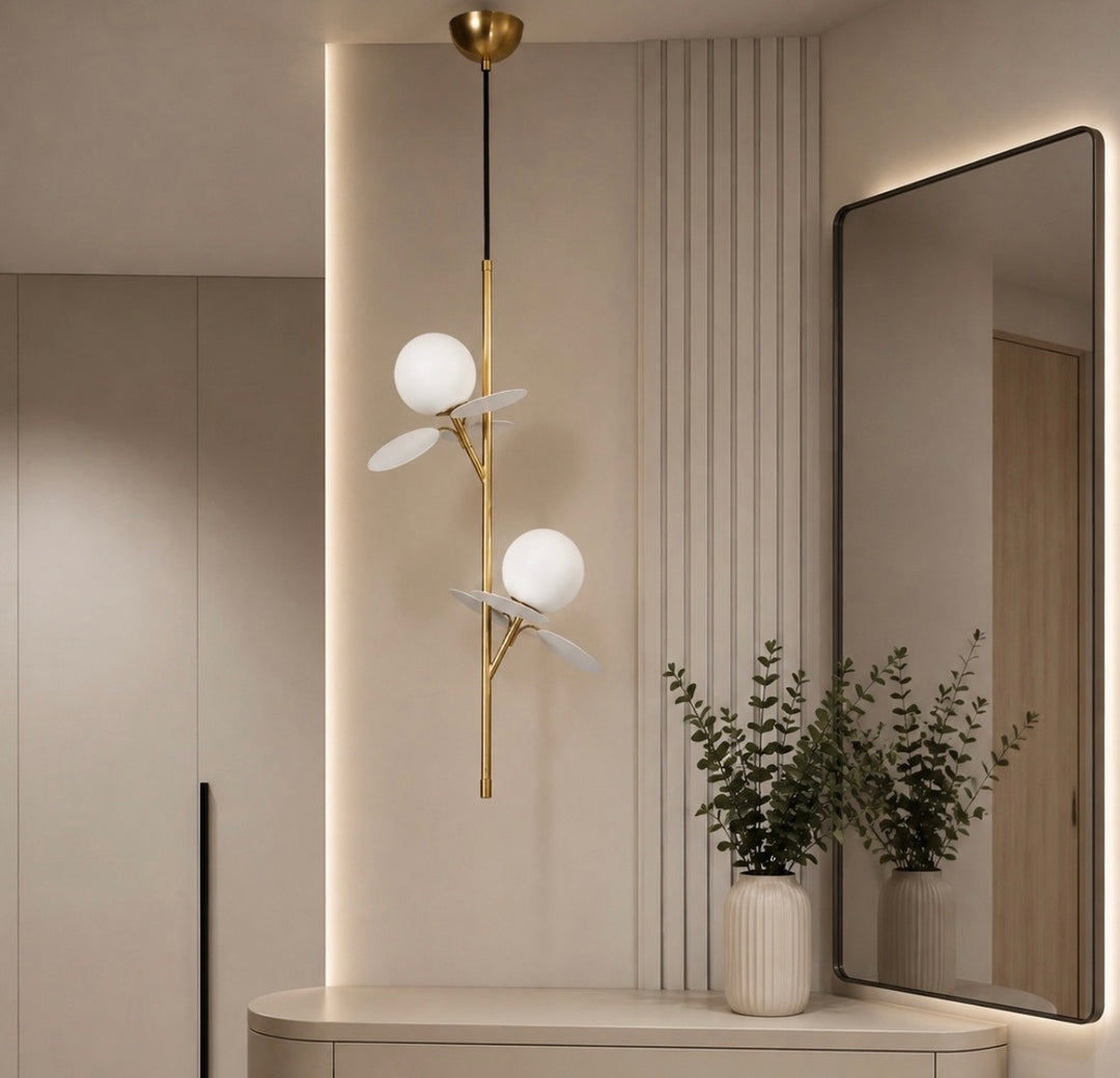 Pendul auriu  creativ petale albe Chic 2