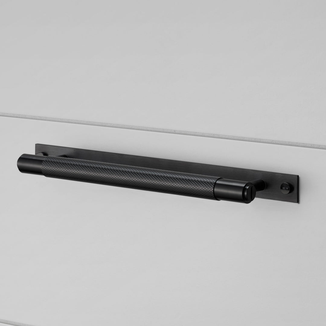 Maner pentru mobilier cu backplate Cross Buster + Punch
