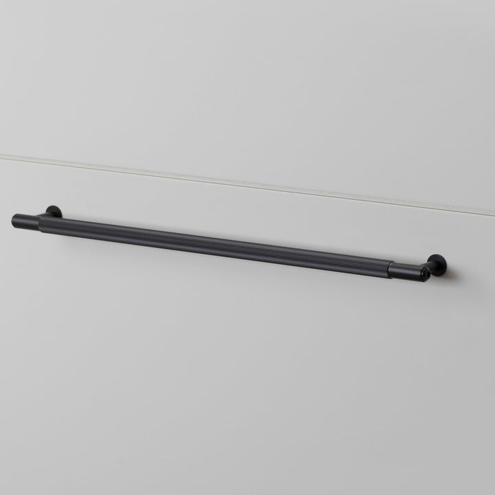 Maner pentru mobilier Linear Buster + Punch