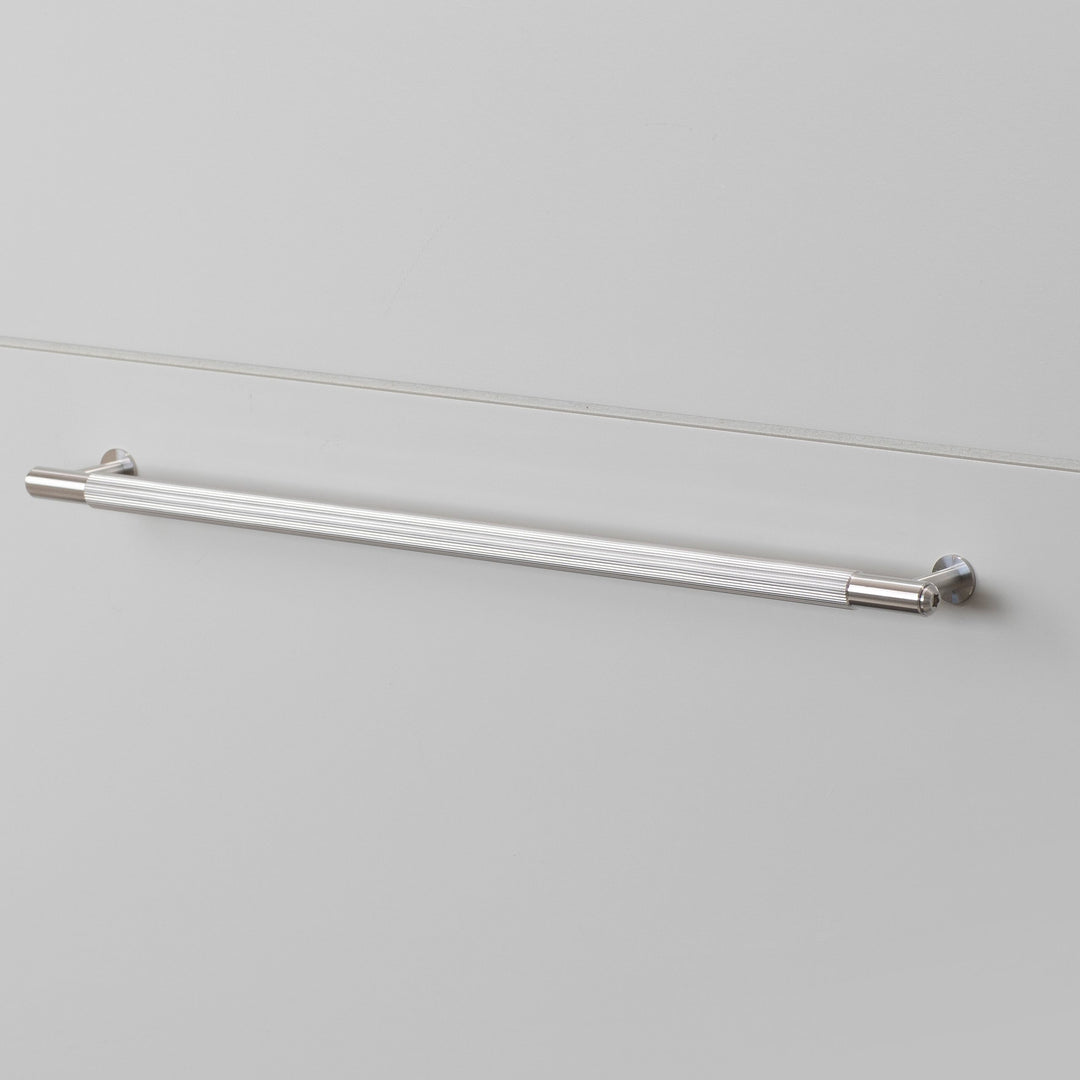 Maner pentru mobilier Linear Buster + Punch