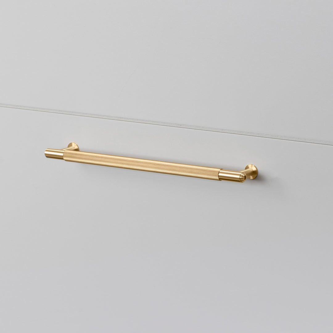 Maner pentru mobilier Linear Buster + Punch