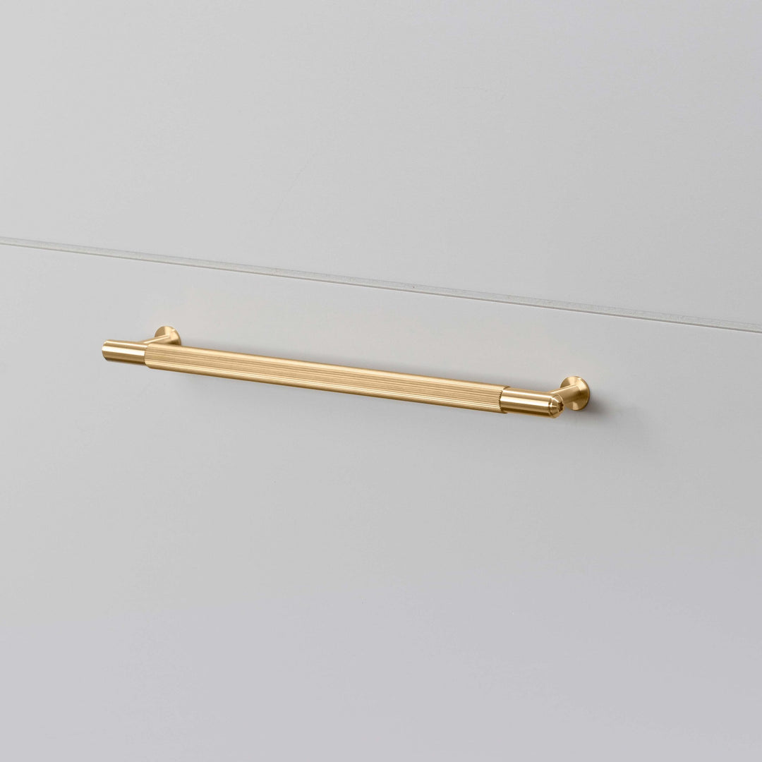 Maner pentru mobilier Linear Buster + Punch