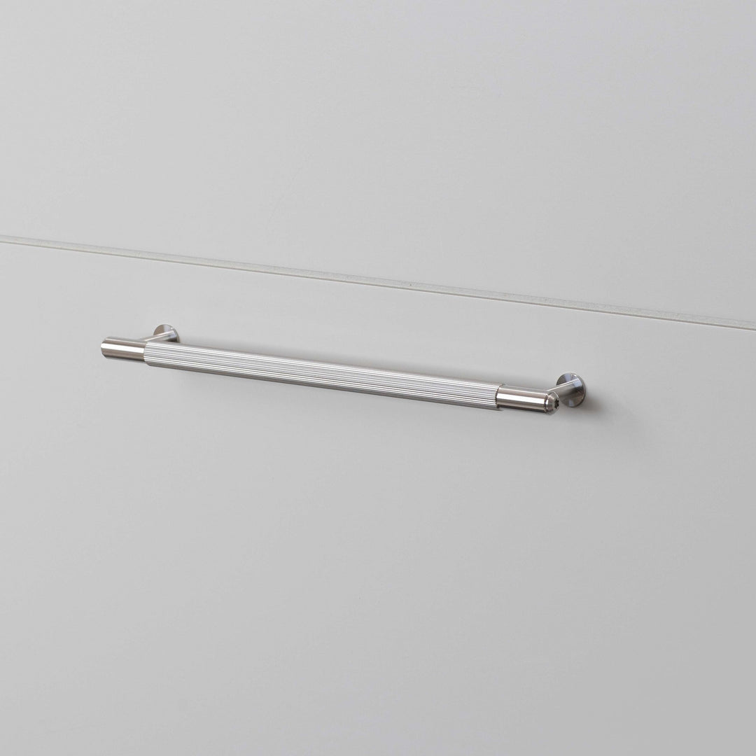 Maner pentru mobilier Linear Buster + Punch