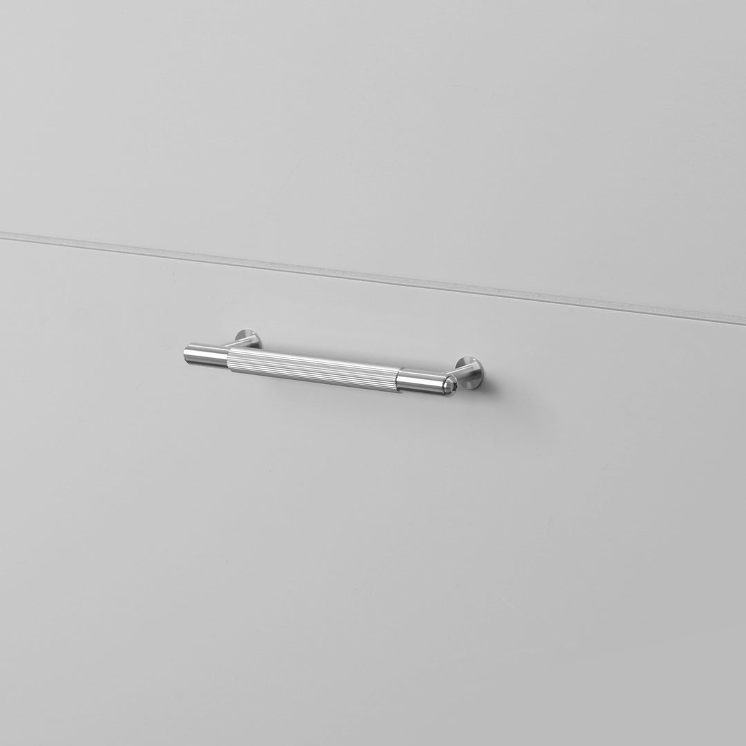 Maner pentru mobilier Linear Buster + Punch
