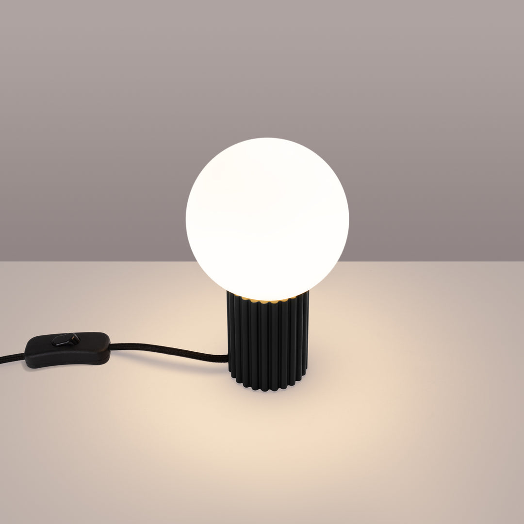 Lampa de masa HALO negru