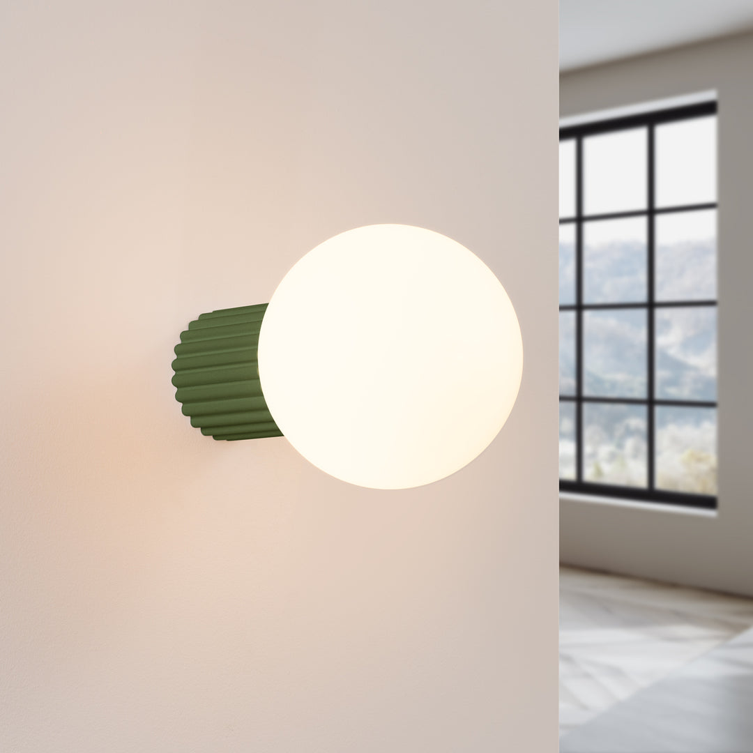 Aplica de perete HALO verde masline IP44