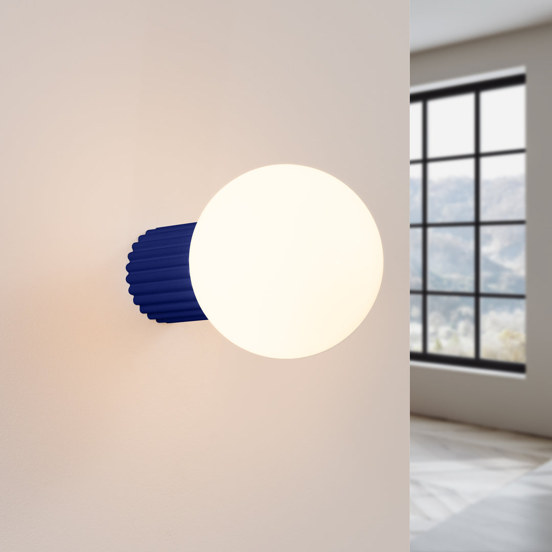 Aplica de perete HALO ultramarin IP44