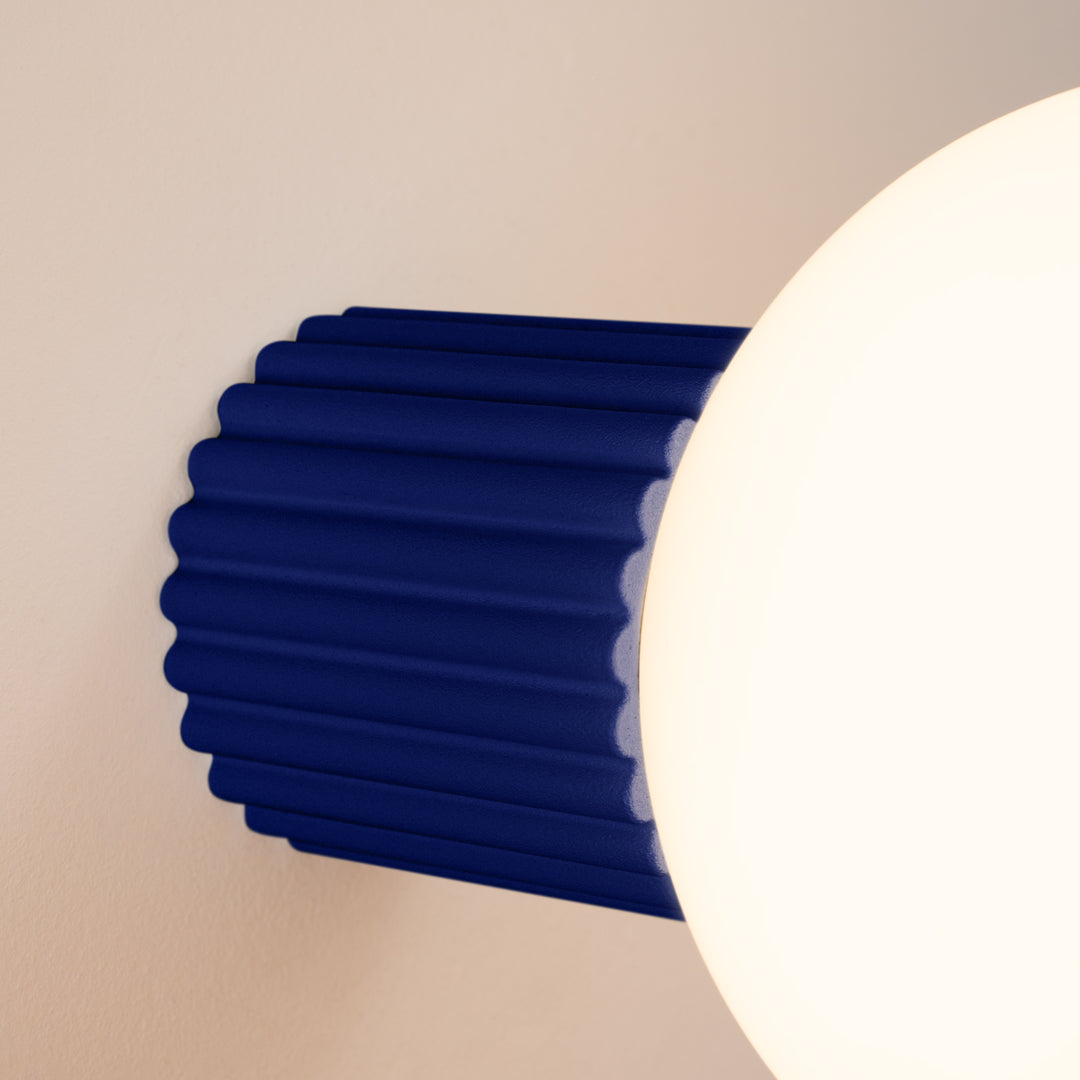 Aplica de perete HALO ultramarin IP44