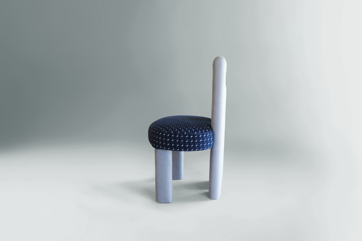 Scaun 1994 by Dovain