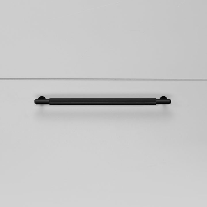 Maner pentru mobilier Linear Buster + Punch
