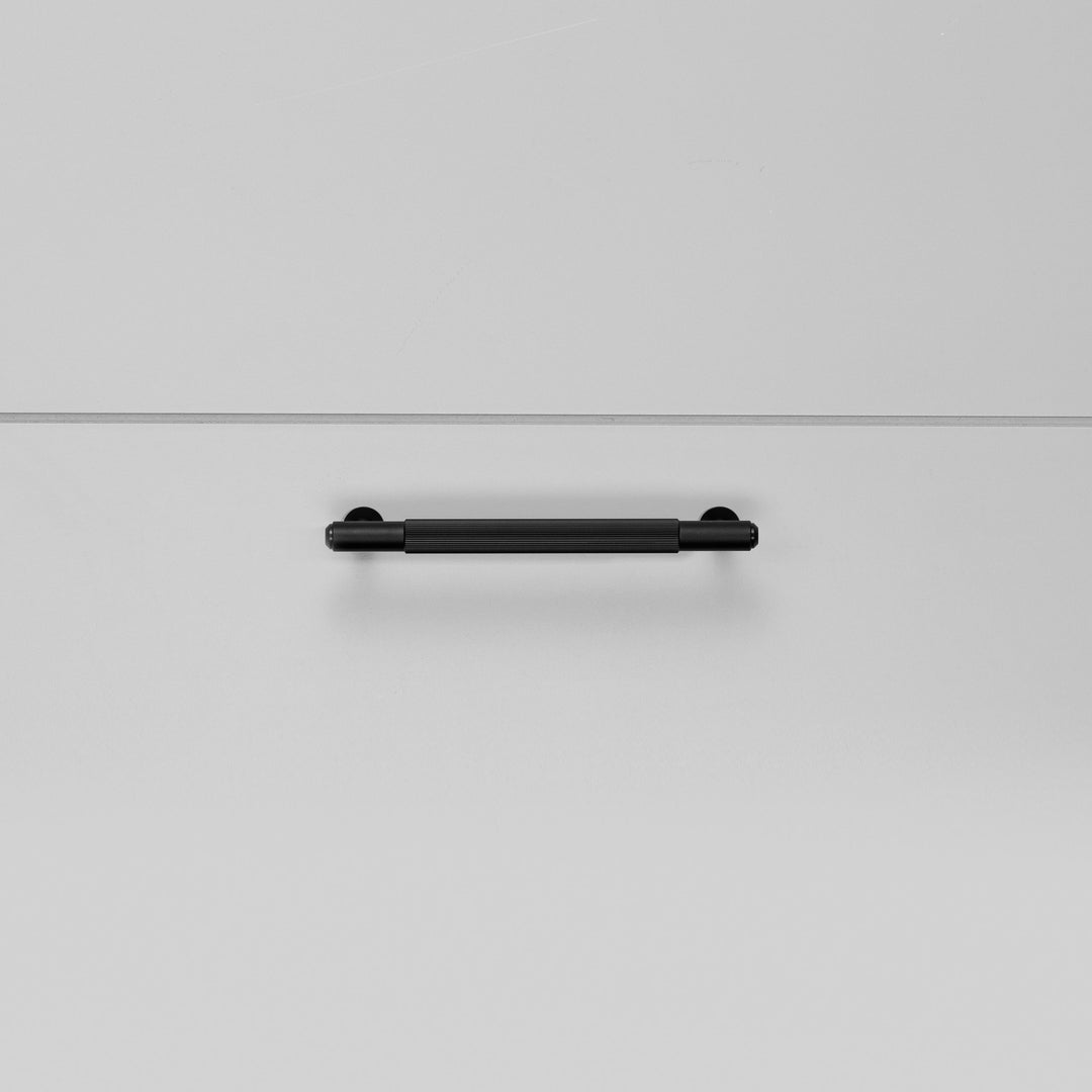 Maner pentru mobilier Linear Buster + Punch