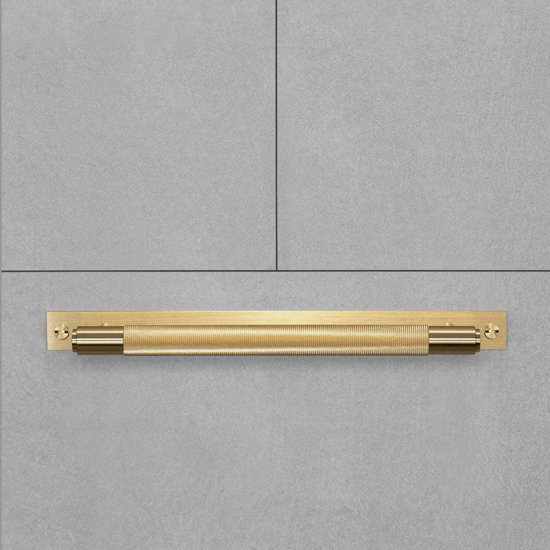 Maner pentru mobilier cu backplate Cross Buster + Punch