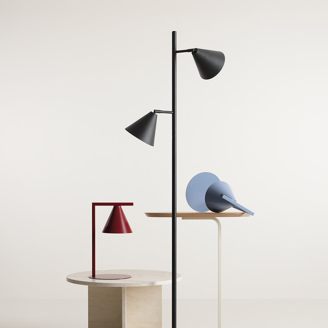Lampa de podea FORM 2 BLACK