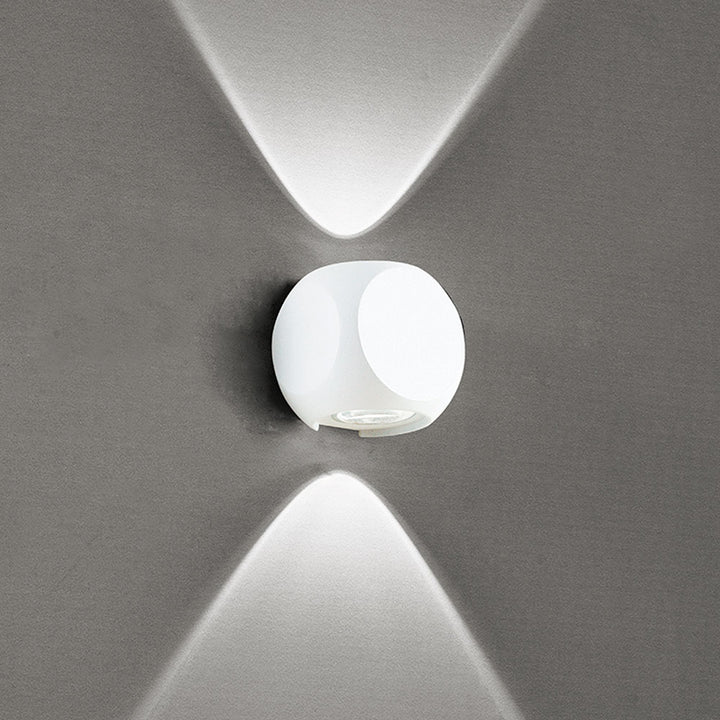 Aplica de exterior minimalista cubica Ballito by Viokef