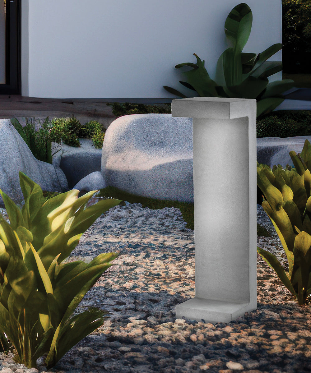 Stalp de iluminat pentru exterior din beton Gary by Viokef