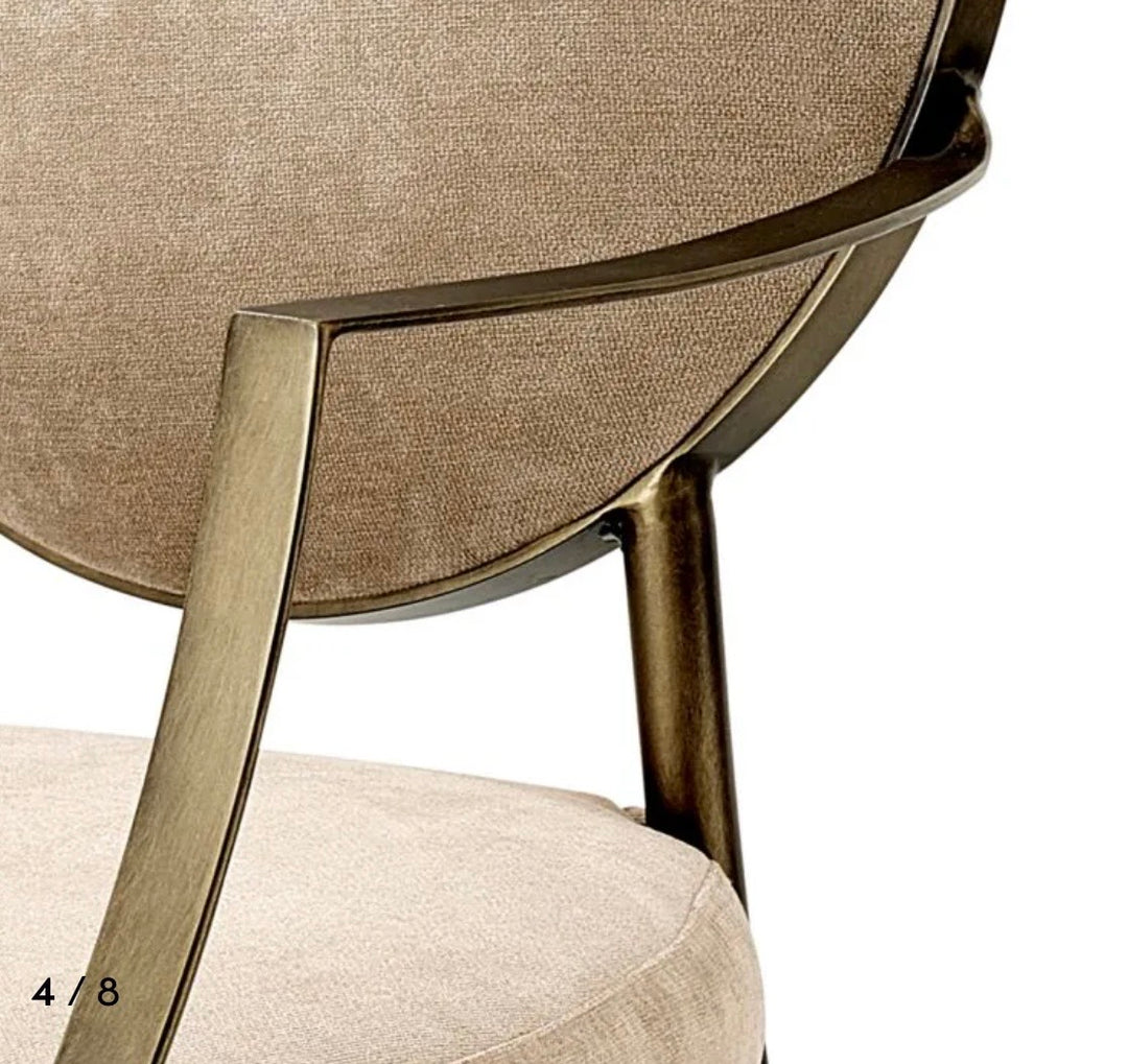 Scaun dining elegant catifea bej si alama Arm Eichholtz