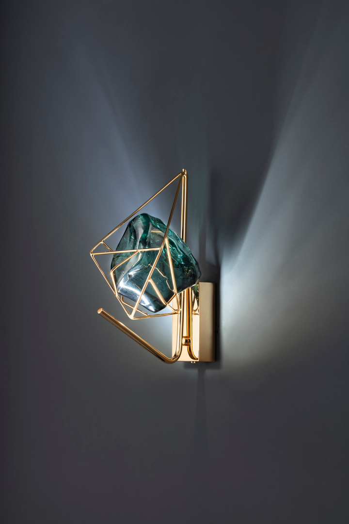 Lampa de perete decorativa Cryrock by Twenty Brand Design