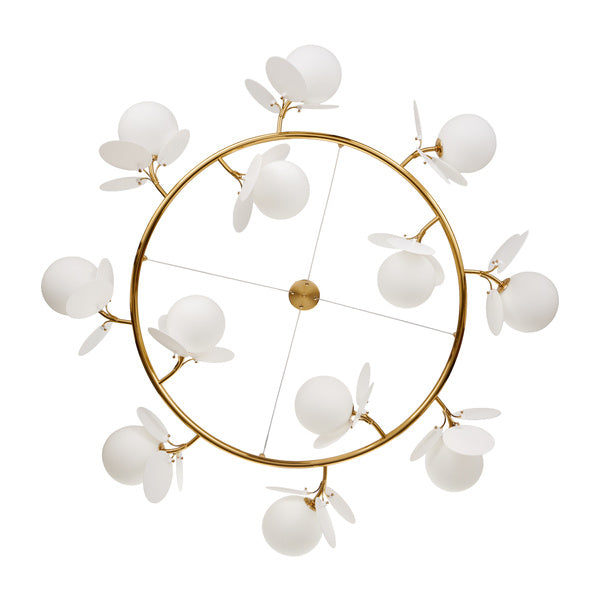 Lustra de design eleganta aurie cu petale albe Chic