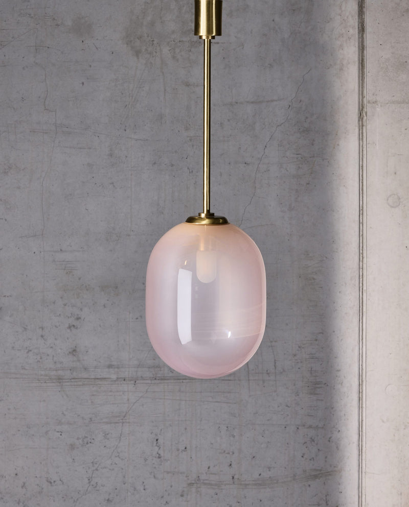 Pendul cu abajur din sticla suflata manual si design minimalist Pallas by Dechem