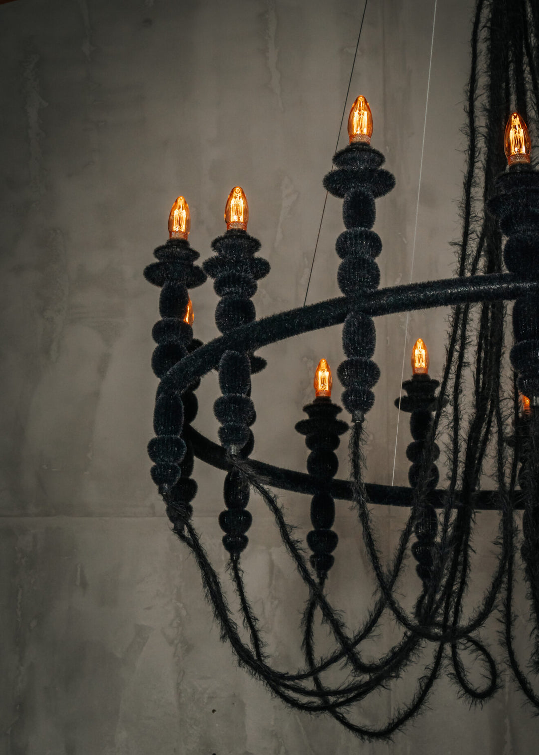 Candelabru Dracula by LØFTLIGHT