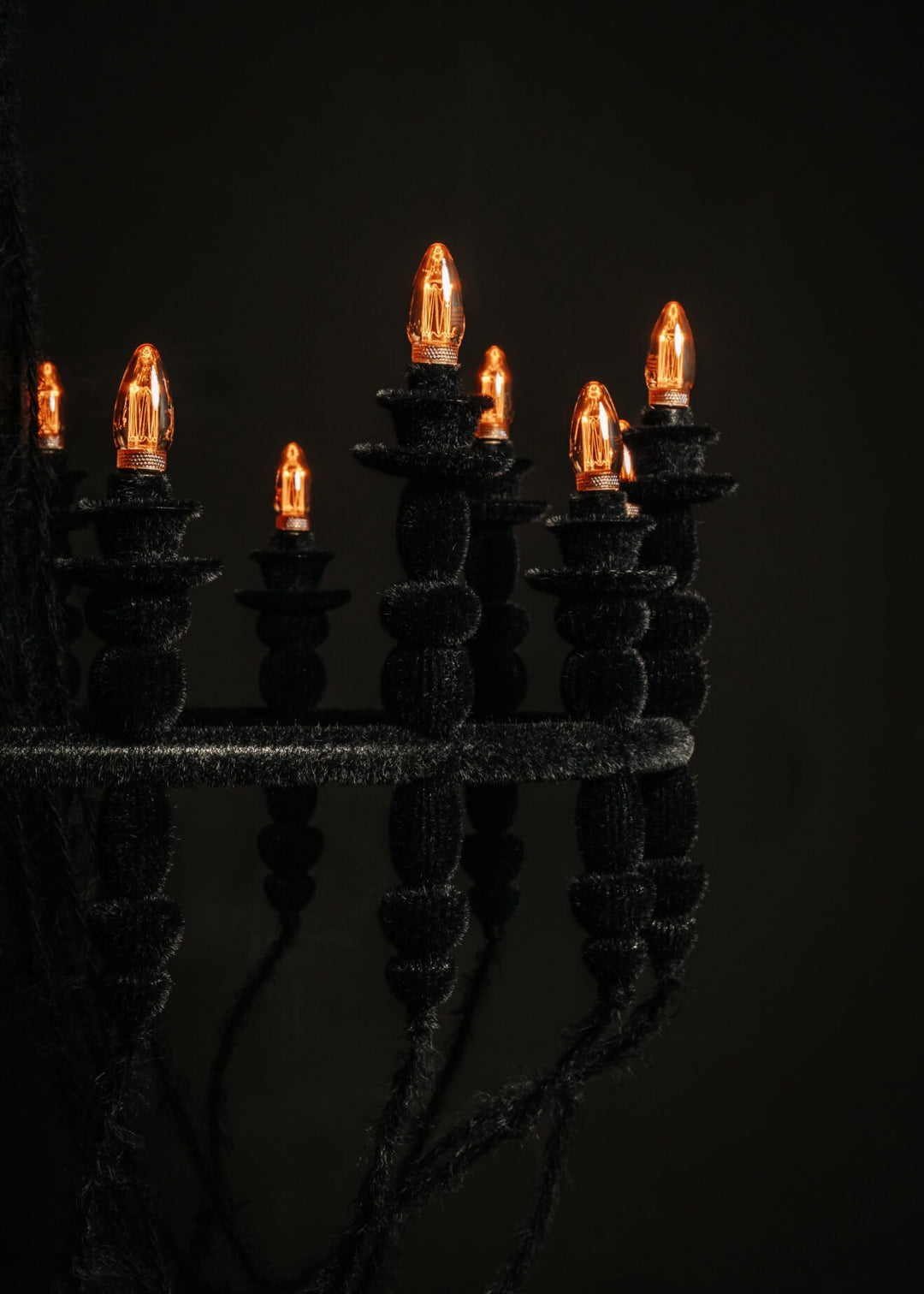 Candelabru Dracula by LØFTLIGHT