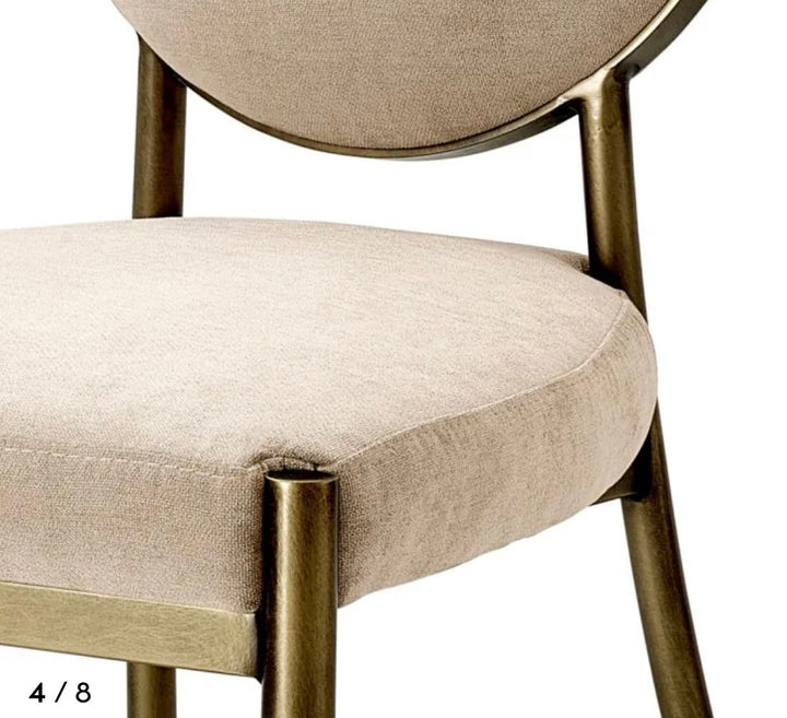 Scaun dining elegant catifea bej si alama Scribe Eichholtz