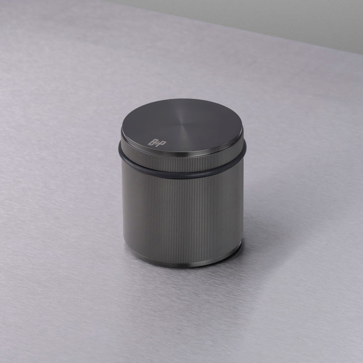 Opritor usa mare pe podea - Buster & Punch