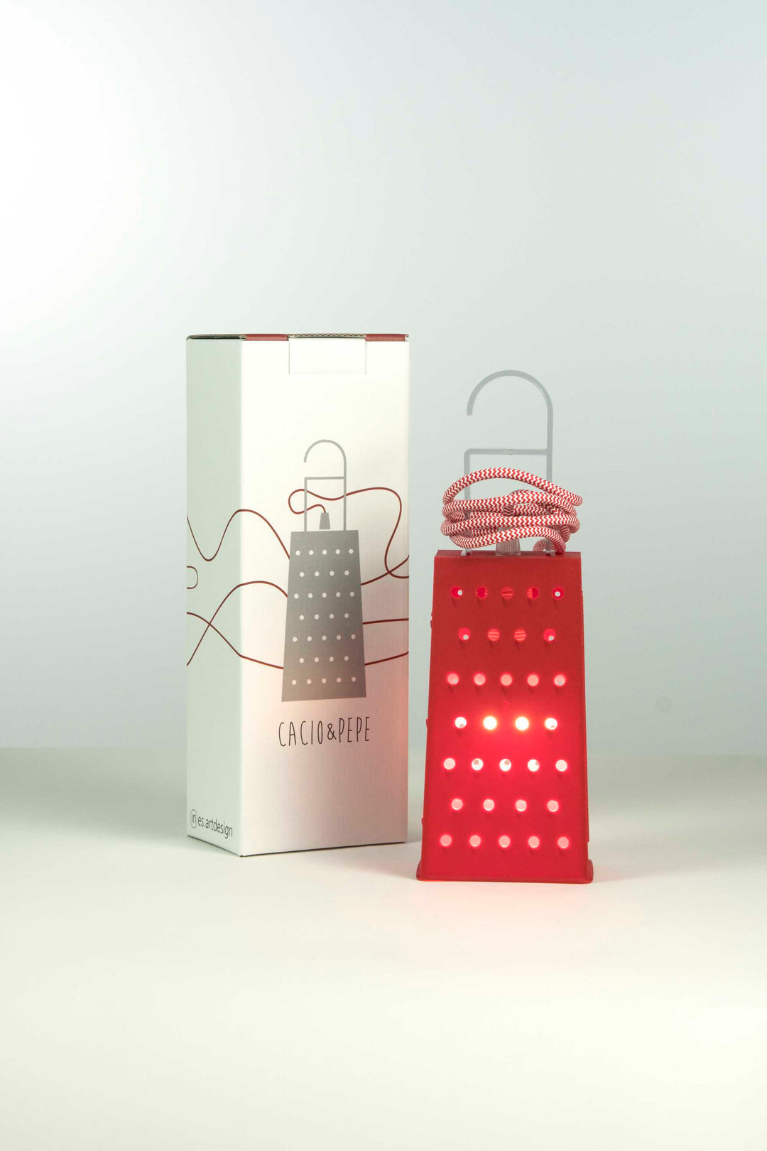 Lampa in forma de razator Cacio&pepe by In-Es.Artdesign
