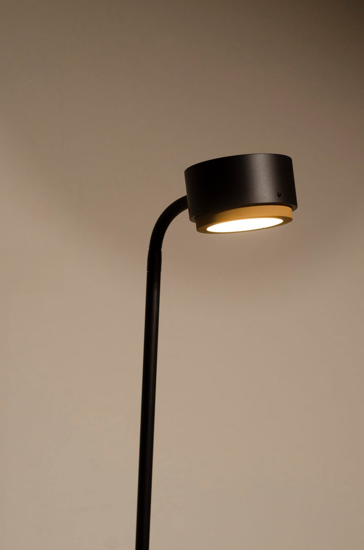 Lampadar cu design modern Jubi by LØFTLIGHT