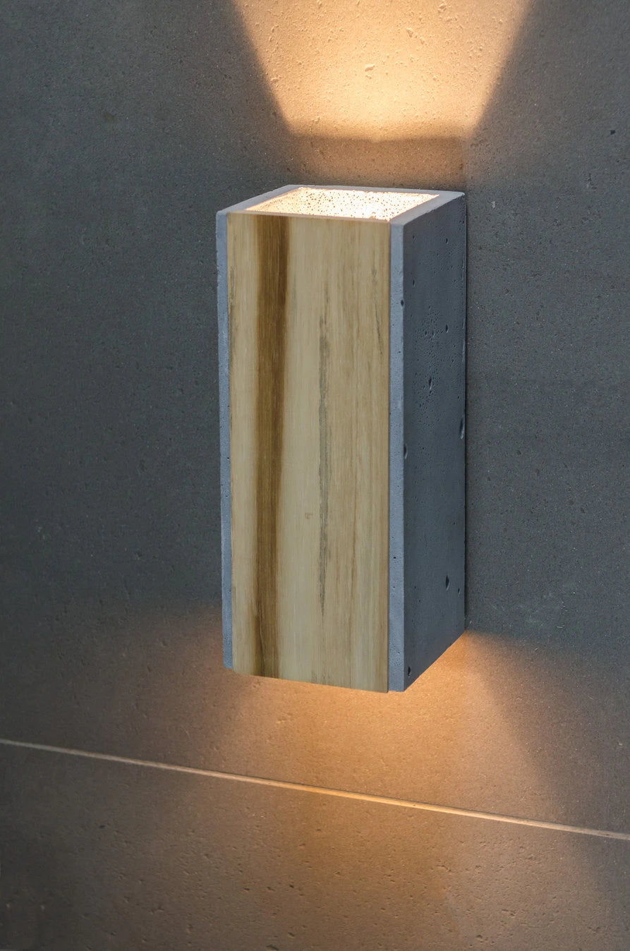 Aplica de perete din beton si lemn Orto Teak by LØFTLIGHT