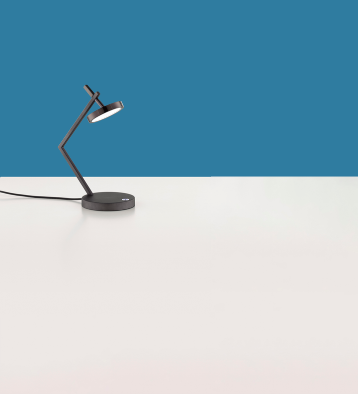 Lampa de masa Vector by Twenty Brand Design