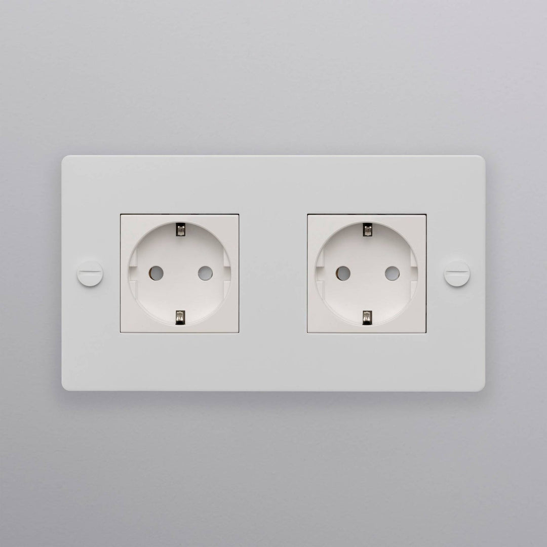 Priza 2G Buster + Punch