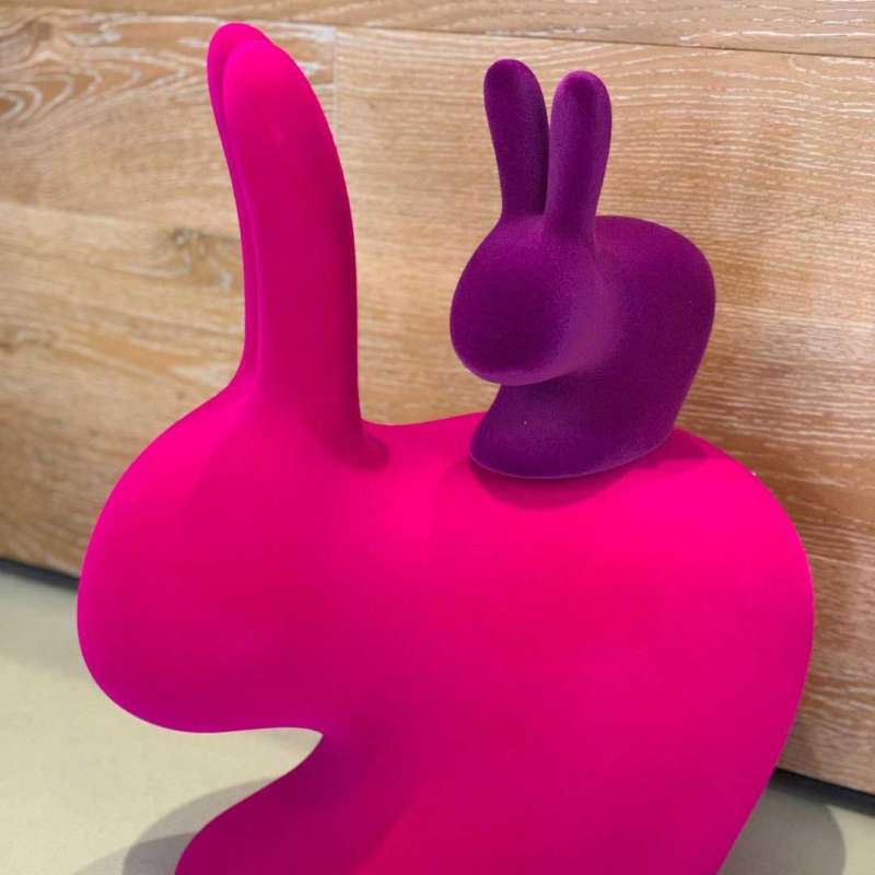 Scaun in forma de iepure pentru copii cu finisaj catifelat Rabbit by Qeeboo