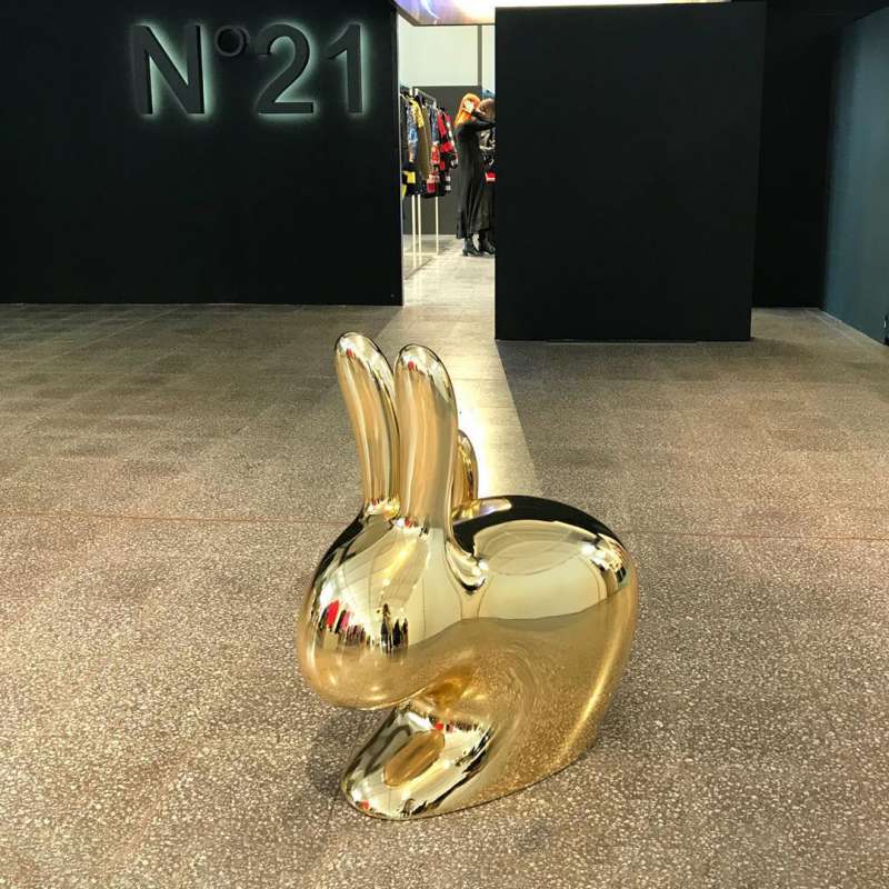 Scaun pentru copii in forma de iepure cu finisaj metalic Rabbit by Qeeboo