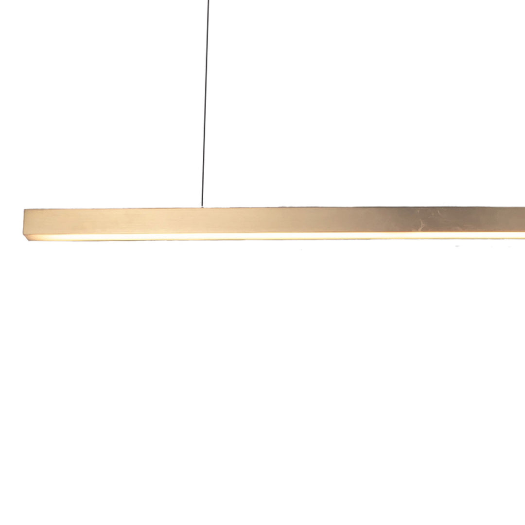 Lustra liniara cu un cerc decorativ plasat asimetric Boogie by Step into design