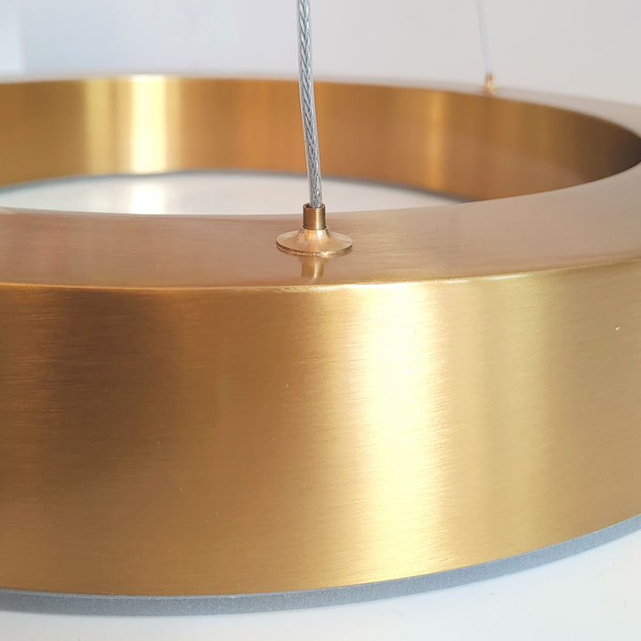 Lustra suspendata din doua cercuri Circle 60+60 cm alama periata