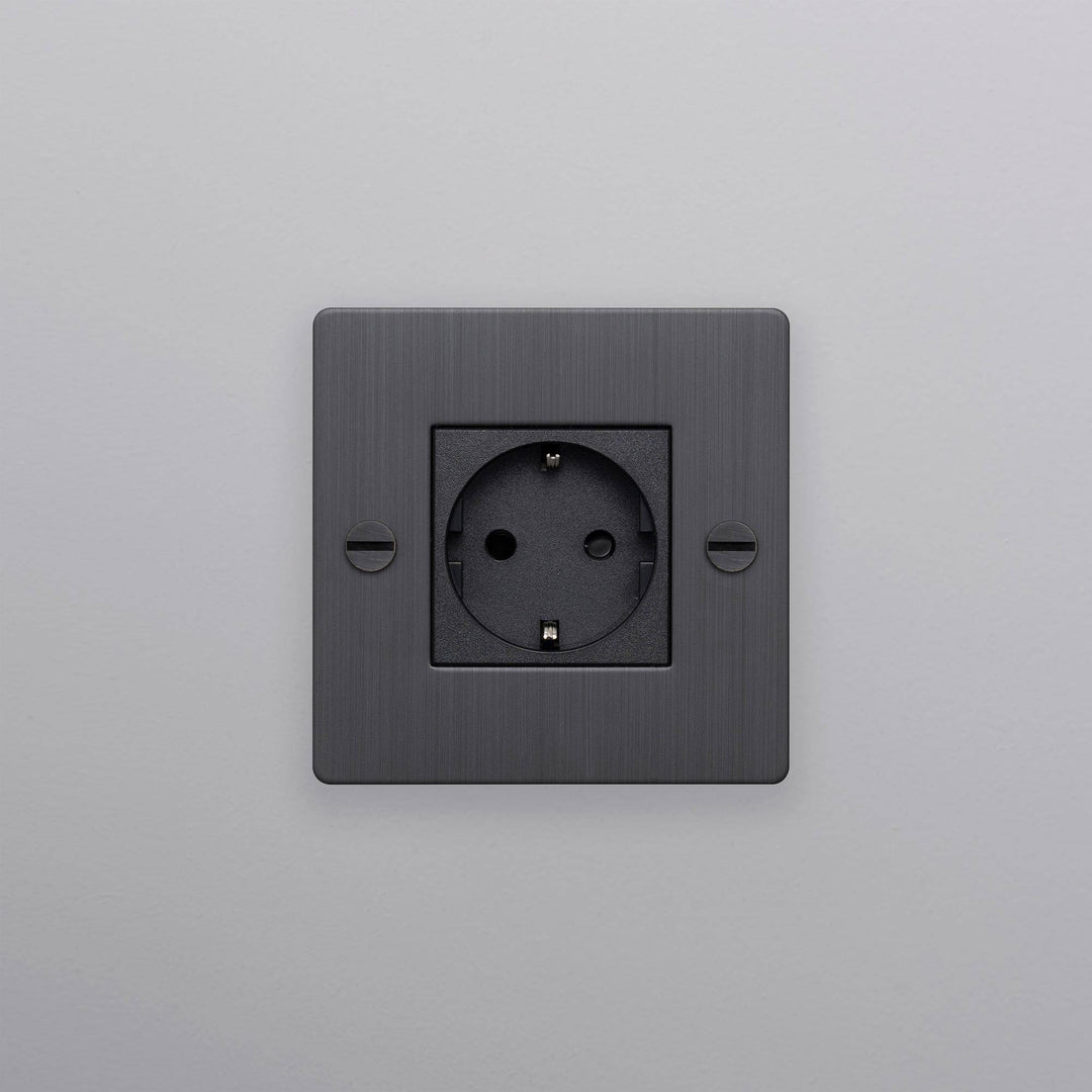 Priza finisaj bronz 1G/ Cross Buster + Punch