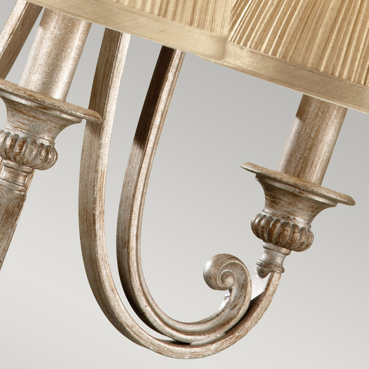 Candelabru Abbey 3 lt argintiu Sand