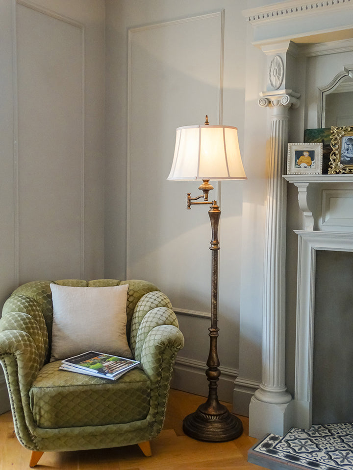 Lampadar Gibson 1 lt crăpătură decorativă stil Cambridge