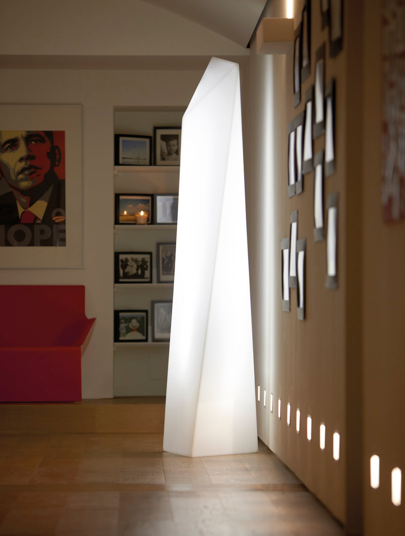 Lampadar Manhattan Slide