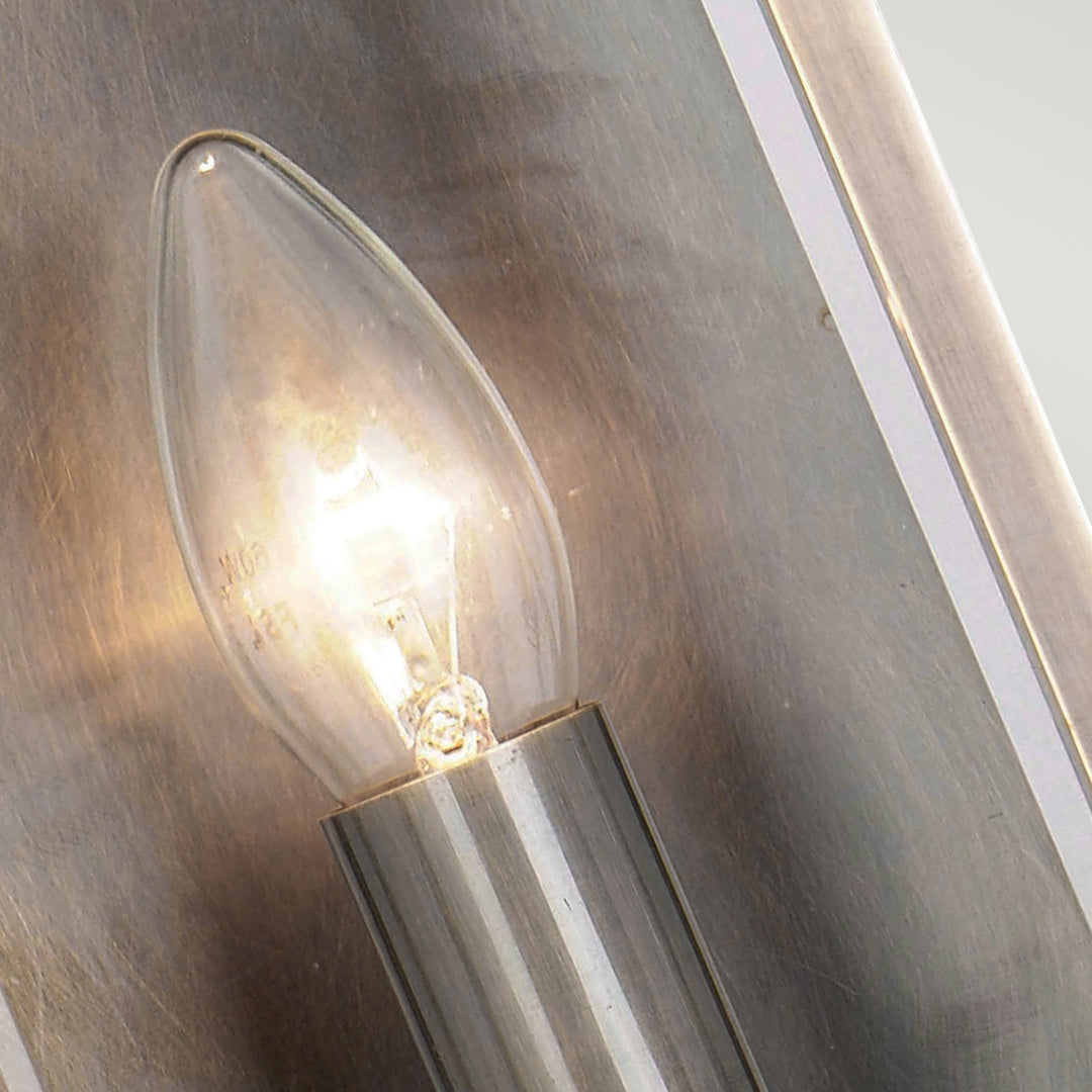 Aplica de perete exterior Holborn 1 lt bronz inchis