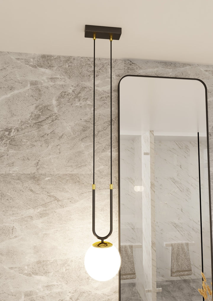 Pendul GLAM 1 negru cu abajur opal