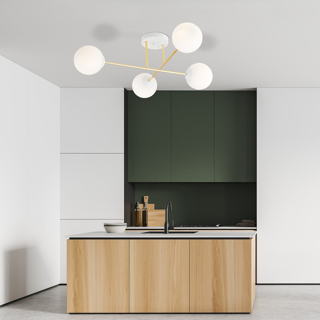 Plafoniera MAGNUM 4 WH cu abajur opal