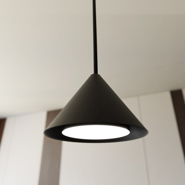 Lustra suspendata cu abajur conic ELIT 6 neagra