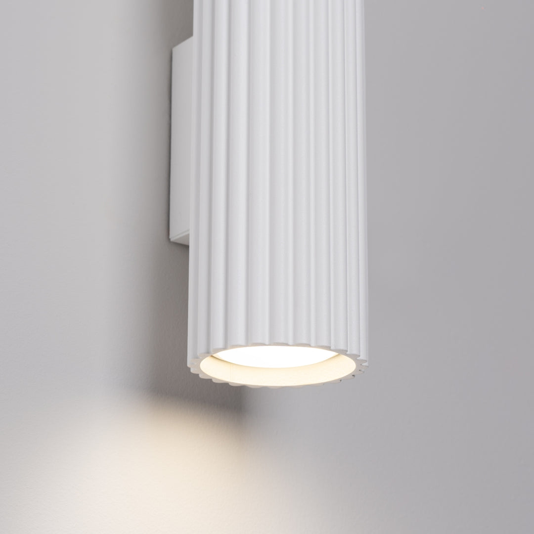 Lampa de perete KARBON 20 alb