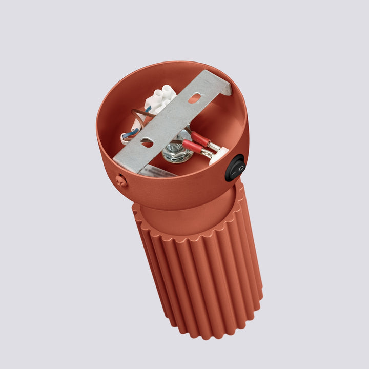 Lampa de perete KARBON rosu ocru cu un comutator