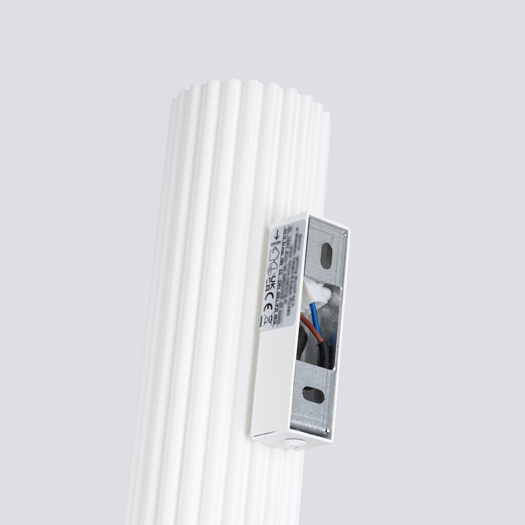 Lampa de perete KARBON 20 alb