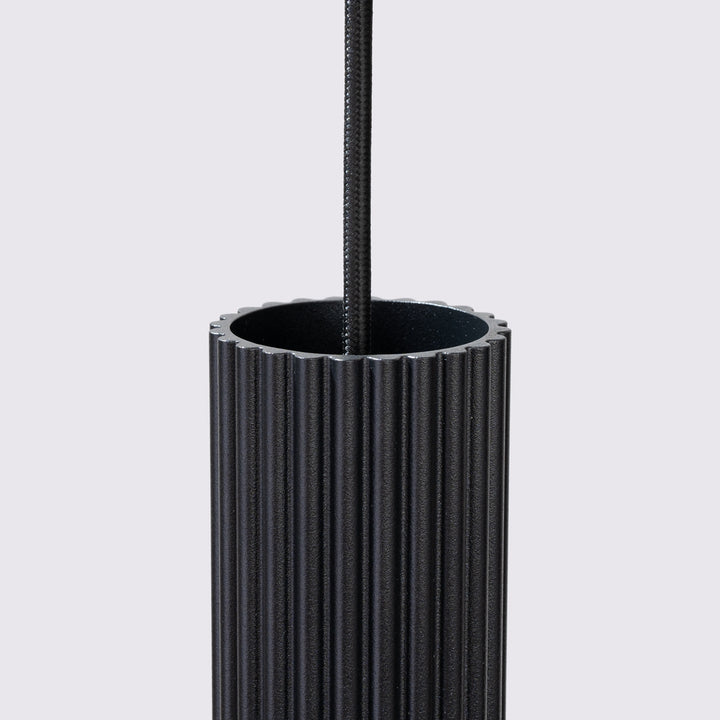 Lampa suspendata KARBON 2 negru